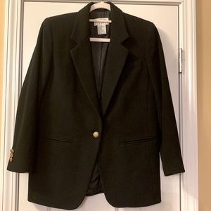 Women’s Talbots Petites 60% Wool Black Blazer. Size PP
